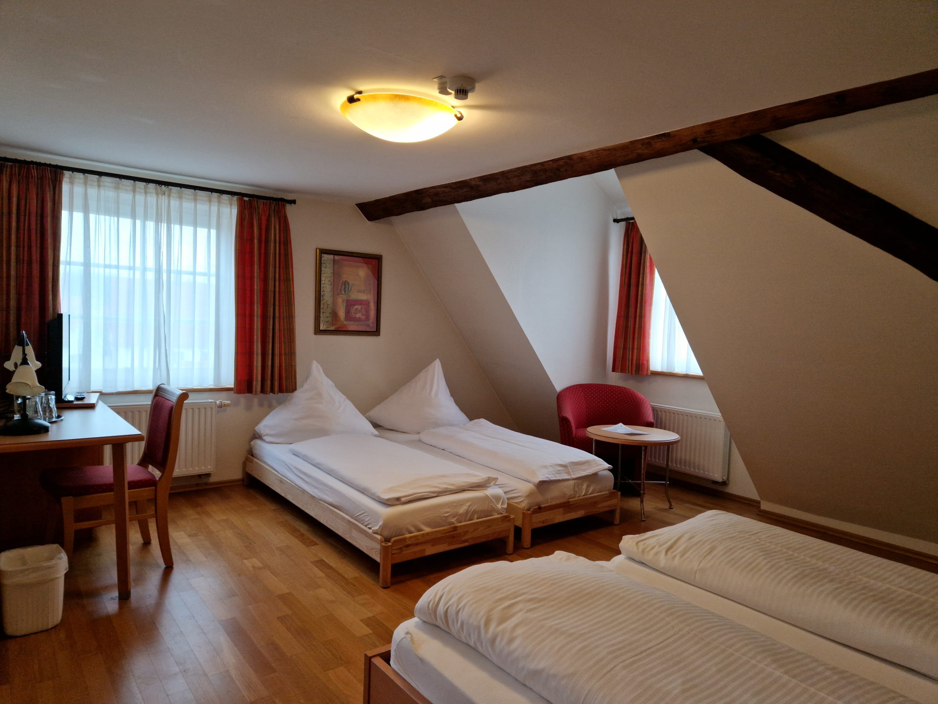 Vierbettzimmer 16 Zimmer 2