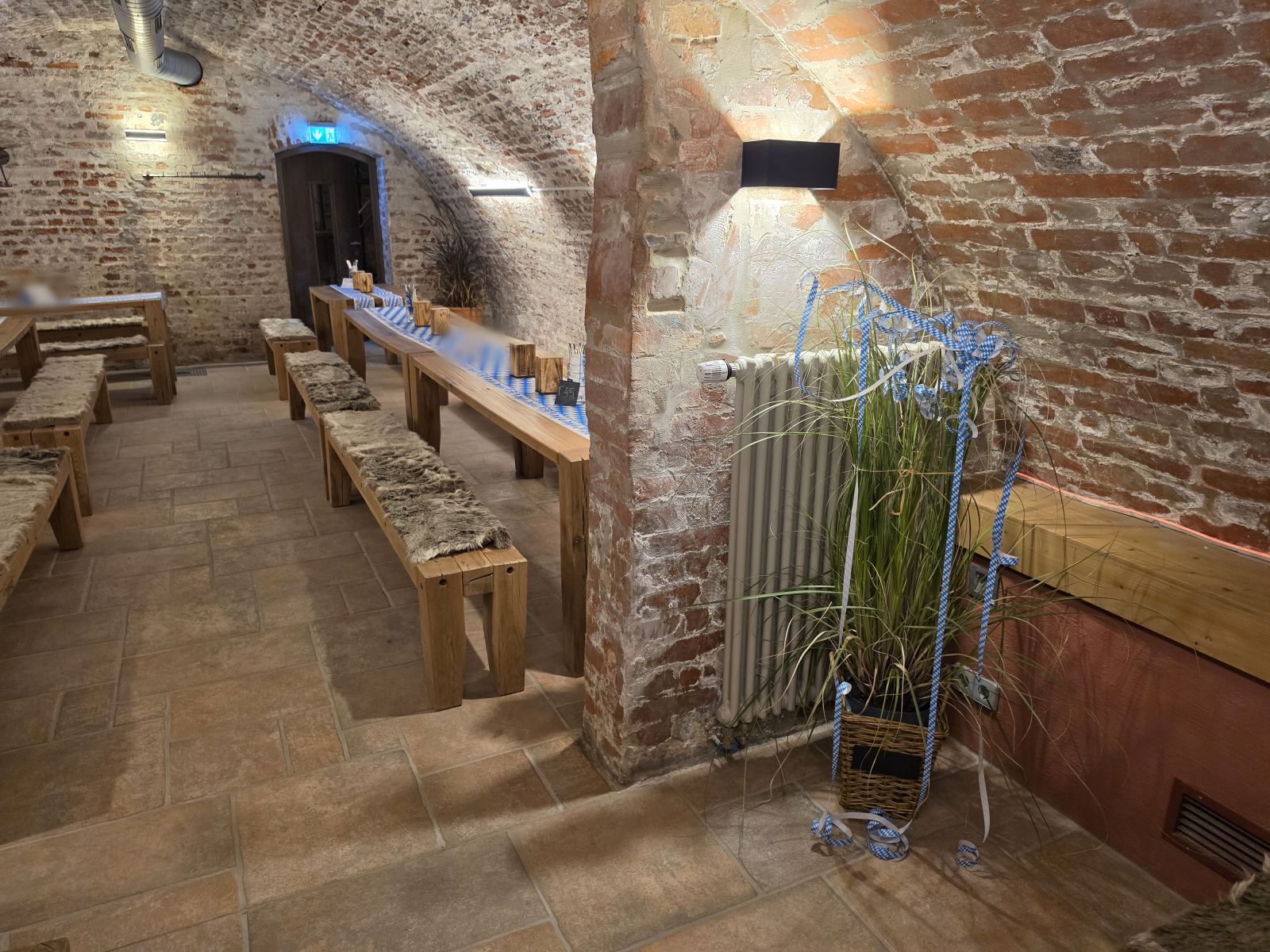 Sitzbereich im Gewölbekeller