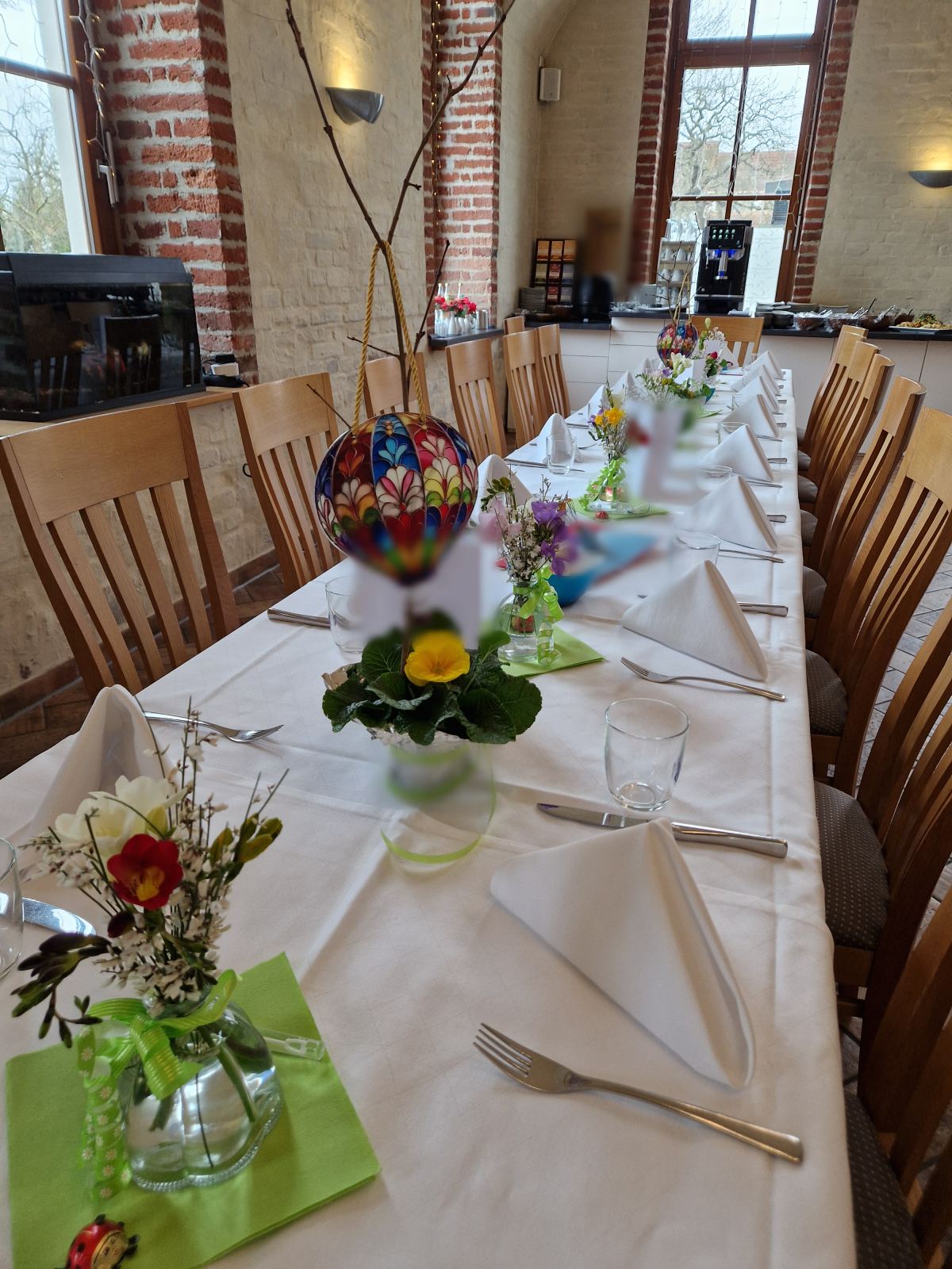 Lange Festtafel im Oberen Gewölbe